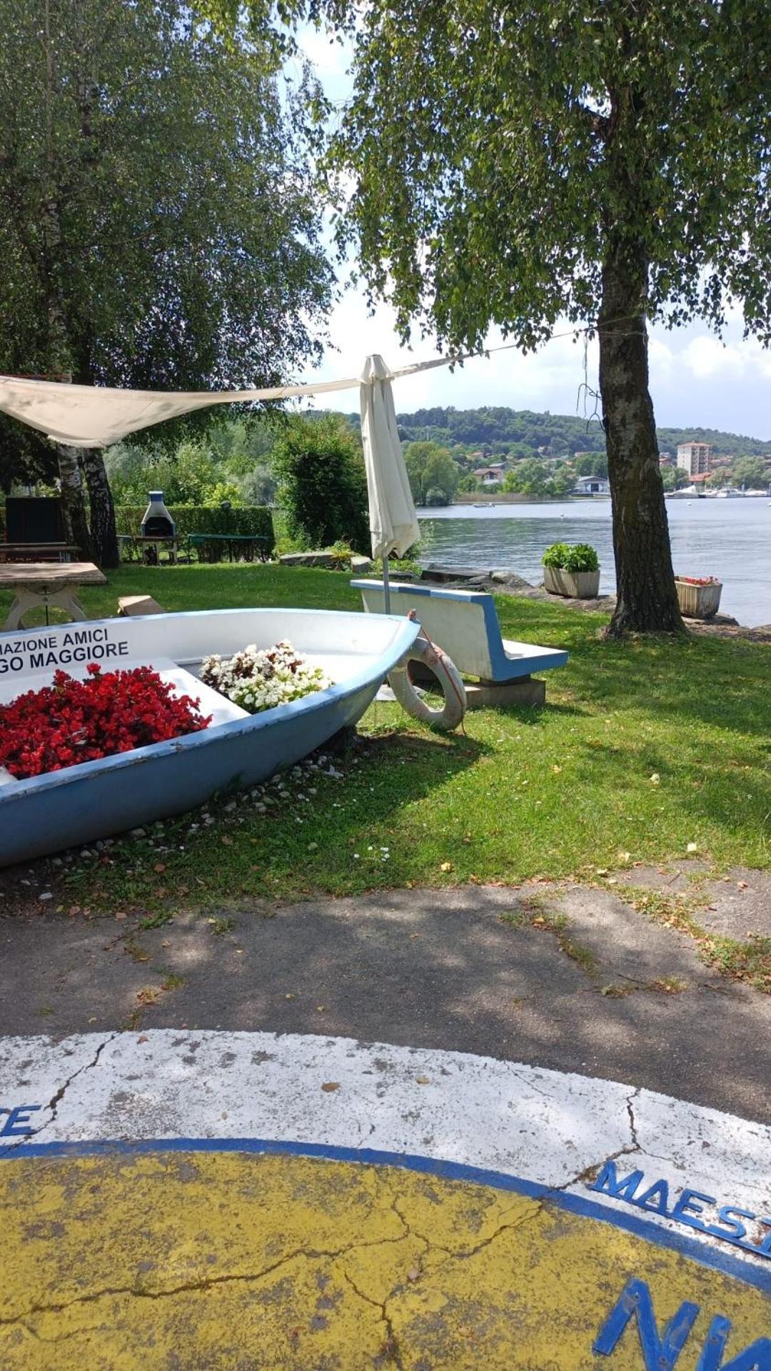 House Benedetta & Gloria On The Lake Castelletto sopra Ticino Exterior foto